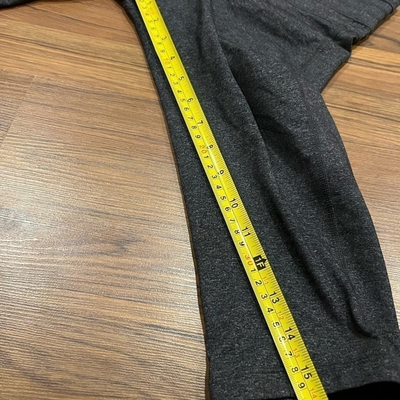 Prana Crop Leggings - small - Picture 3 of 6